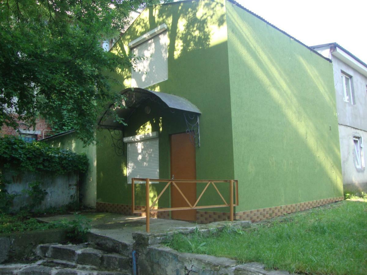 Domik S Saunoy Na Ogiyenko Apartamento Kamianets-Podilskyi Exterior foto